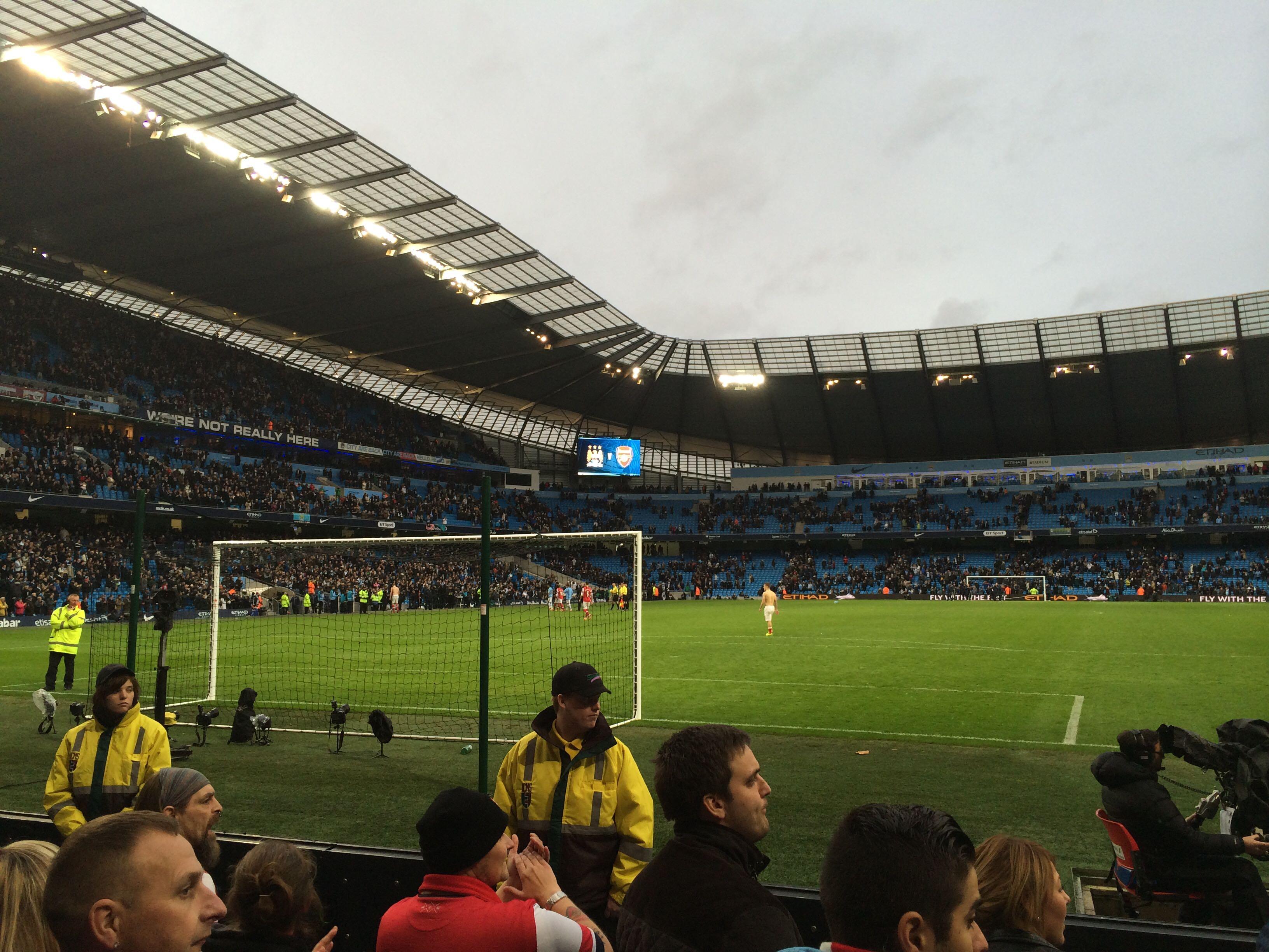 心持球施压 心持球施压